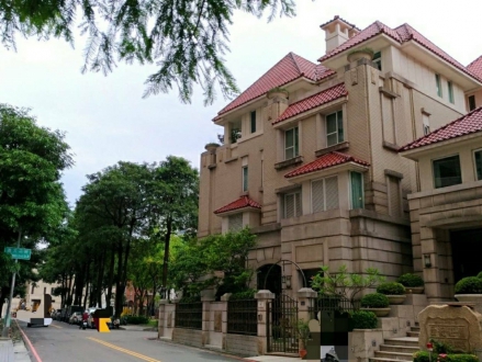 台中市西屯區七期 精銳世紀莊園別墅