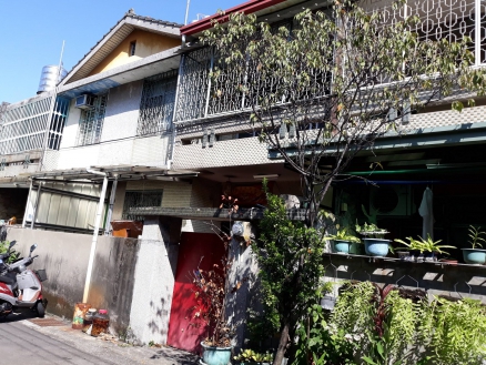 台中市潭子區潭子  復興路 大面寬透天