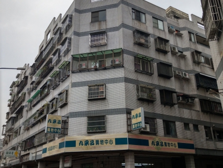 台中市北屯區陳平路60巷19弄 陳平國小旁 早安水湳 2房車位 電梯華廈