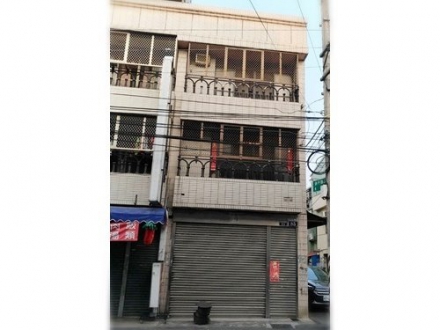 台中市太平區太平區新平路二段85號 宜欣國小三層邊間透店