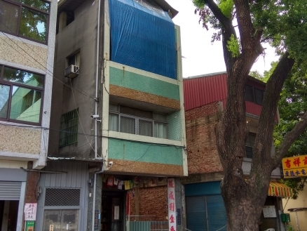 南投縣南投市南投市彰南路2段490號   大地坪四層透店