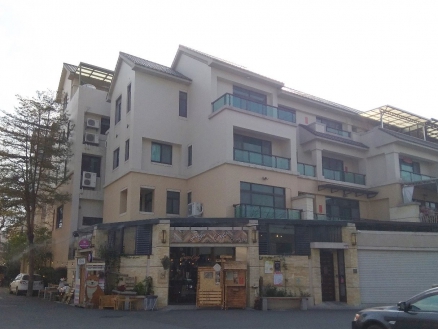 彰化縣員林市香山二路29號｜【隆霖全家福】角間別墅｜近76東西向快速道路