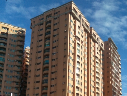 台中市北區中清路一段652號15樓之2  ｜  曉明女中旁【登峰21 】景觀三房平車
