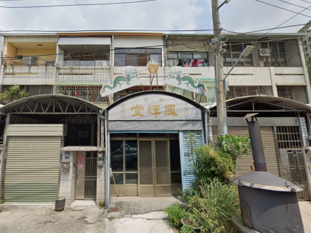 台中市南屯區南屯路二段815巷8號｜黎明商圈透天｜南屯國小｜南屯市場