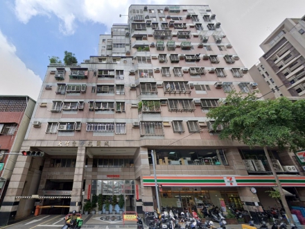 台中市大里區大智路565巷33之7號【台中花園城】電梯三房｜lalaport｜大智商圈